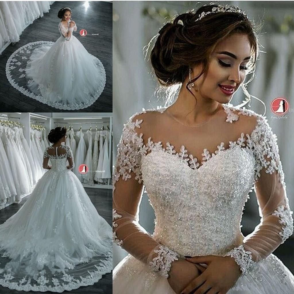 2019 Sheer Sweetheart Neckline Ball Gown Wedding Dress Appliqued Princess Button Closure Bridal Gowns with Lace Trim